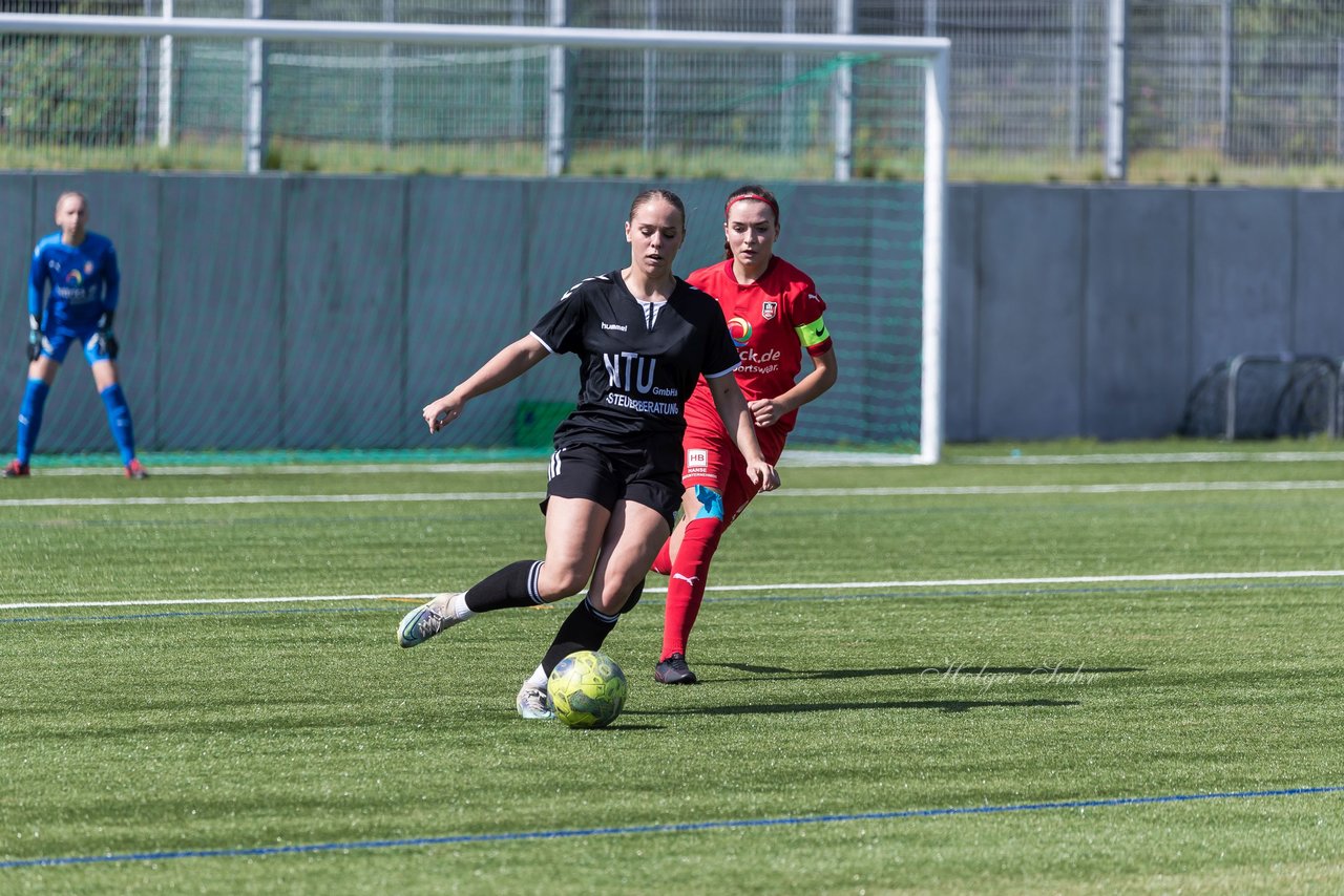 Bild 95 - Saisonstart Oberliga